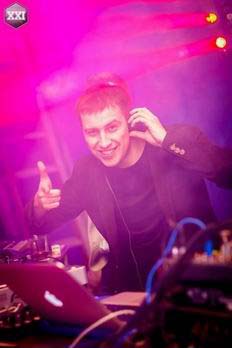 DJ SKY