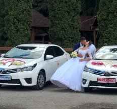 Весільний кортеж автомобілем TOYOTA 2014